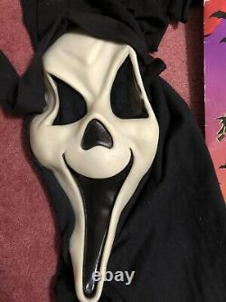Vintage Scream Fun World Pink Ghostface Halloween Mask 90's RARE Lot Of 5
