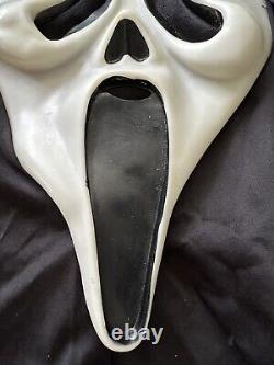 Vintage Scream Ghost Mask Easter Unlimited T Stamp 9206S + Fun World Robe RARE