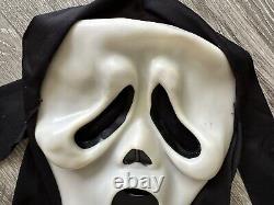 Vintage Scream Ghost Mask Easter Unlimited T Stamp 9206S + Fun World Robe RARE