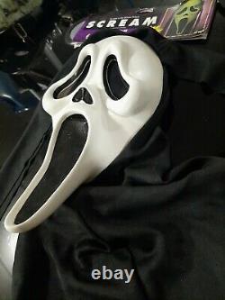 Vintage Tagged SCREAM Ghostface Mask MK Stamp Asis Fun World Squinty Eyes Rare