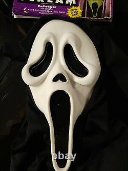 Vintage Tagged SCREAM Ghostface Mask MK Stamp Asis Fun World Squinty Eyes Rare