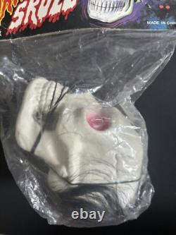 Vtg Hanging Horrible Skull Hang For Freat Plastic Blow Mold Halloween RARE NOS