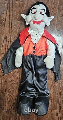 Vtg Hug & Luv 36 Dracula Vampire Light Sound Halloween Doll Plush Prop Rare