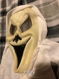 Vtg rare white hooded scream mask variation