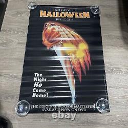 Affiche de film d'Halloween VTG en DVD 24x36 Sortie en magasin vidéo Rare