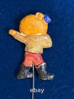 Broche à chapeau de garçon légume Halloween vintage des années 1920 Allemagne composition rare