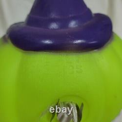 Citrouille de foin verte rare de collection avec chapeau de sorcière violet en plastique soufflé pour Halloween