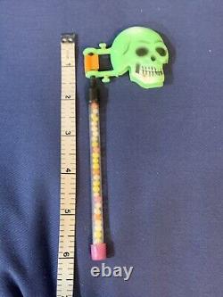 Conteneur de bonbons Vintage Halloween Ratchets avec squelette - Rare de Hong Kong