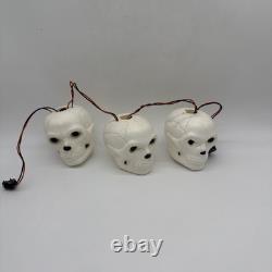 Ensemble vintage de RARES (3) TÊTES DE MORT Lampes à guirlande en plastique soufflé Halloween Fonctionnelles
