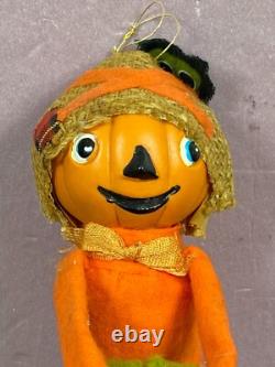 Épouvantail citrouille avec un hibou noir, Halloween, Japon, vintage, pixie assis