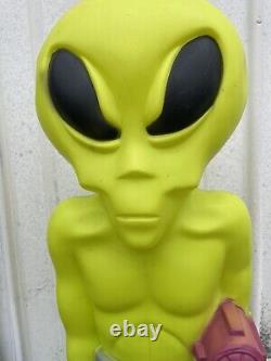 FIGURE DÉCORATIVE LUMINEUSE EN PLASTIQUE SOUFFLÉ VINTAGE 36 ALIEN HALLOWEEN RARE ! General Foam