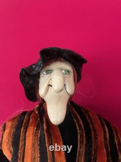Figurine de sorcière vintage rare pour Halloween, poupée avec parapluie, robe noire, grande taille