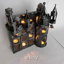 Illuminations Halloween Gothique Grand Château Hanté Contient 13 Bougies Bleues VTG Rare