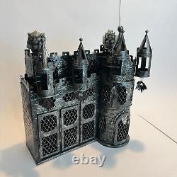 Illuminations Halloween Gothique Grand Château Hanté Contient 13 Bougies Bleues VTG Rare