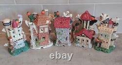 Maisons de village hantées en porcelaine VTG par Kurt S Adler. Lot rare de 5 pièces pour Halloween en excellent état.