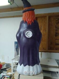 RARE Vintage 1997 Grand Venture Blow Mold Witch Halloween 40 tall Made in USA   
<br/>  
 
<br/>RARE Vintage 1997 Grand Venture Blow Mold Sorcière Halloween 40 pouces de hauteur Fabriqué aux États-Unis