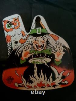 RARE Vintage Sorcière Halloween Tin Noisemaker U. S. Metal Toy MFG. Co