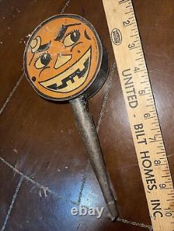 RARE vtg Halloween Cohn Tin Litho JOL pumpkin noisemaker rattle (HOME24) <br/>RARE vtg Halloween Cohn Tin Litho JOL citrouille bruiteur (HOME24)