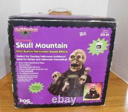 Rare Vintage Gemmy Skull Mountain Fog Machine Lumières Et Sons D'halloween