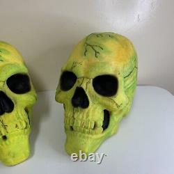 Rares Têtes de crâne en mousse vintage de Pâques Unlimited Halloween Prop Neon Vert Jaune