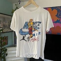 T-shirt vintage rare des années 90 en single stitch avec l'inscription 'NIKE AIR' et Bart Simpson Cant Touch This