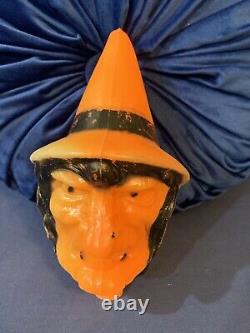 Tête de sorcière en plastique Halloween de grande taille en soufflé vintage, contenant pour jouet rare.