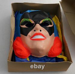 Vintage 1976 Ben Cooper Super Hero Batgirl Masque Déguisement 4-6 Petit Batteur Rare DC