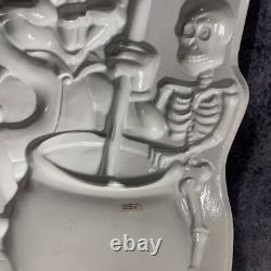 Vintage 1982 Joyeux Halloween Bugs Bunny Sorcière 3D Vacuform 22x14 Ben Cooper