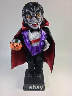 Vintage Halloween Holiday Creations Animated Dracula Vampire Motionette Rare Années 90