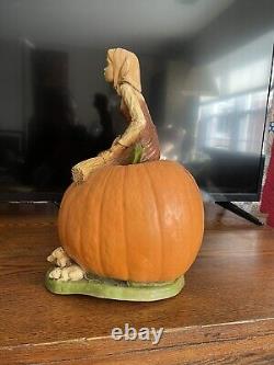 Vintage Rare 1974 Hard Paper Mache Halloween Pumpkin Coin Bank M. Besunder  
<br/>			<br/>Traduction en français : Tirelire en forme de citrouille d'Halloween en papier mâché dur rare et vintage de 1974 par M. Besunder