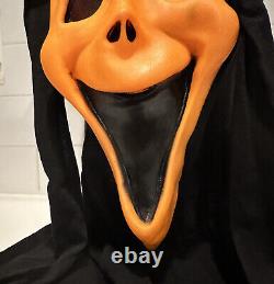 Vintage Rare Halloween Orange Scream Masque Ghost Face Fun World Division 90's